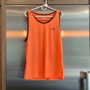 Under armour heat gear tank loose L